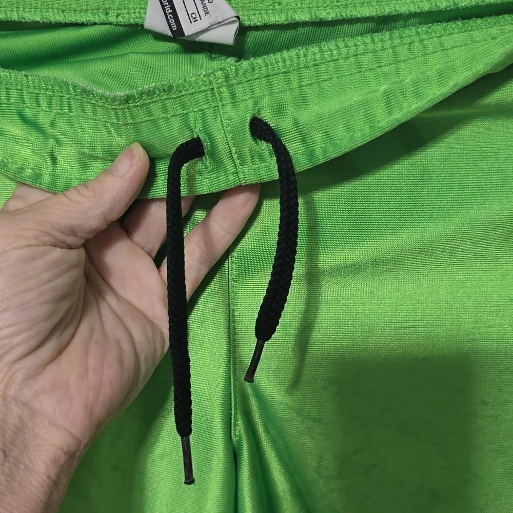 Nike. Mens Green, blue and white shorts. Size S. They have a tie inside. - Picture 3 of 5